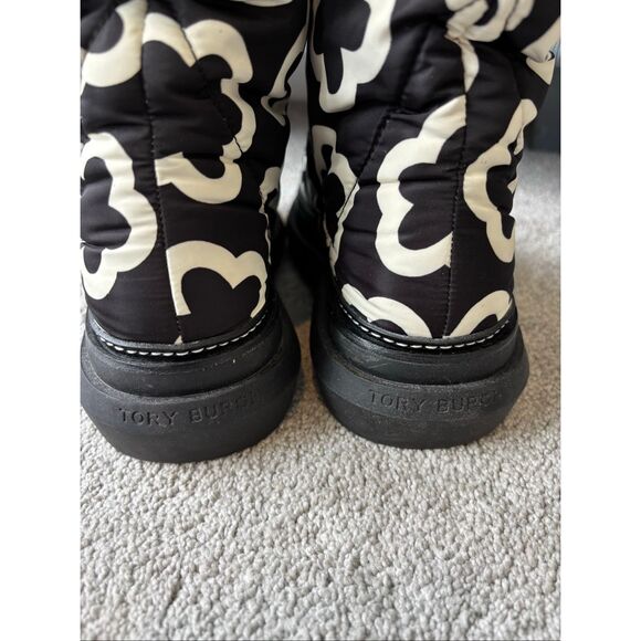 NWOB TORY BURCH Black White Floral‎ Sleeping Bag Pull On Boots Limited edition S - Picture 5 of 8